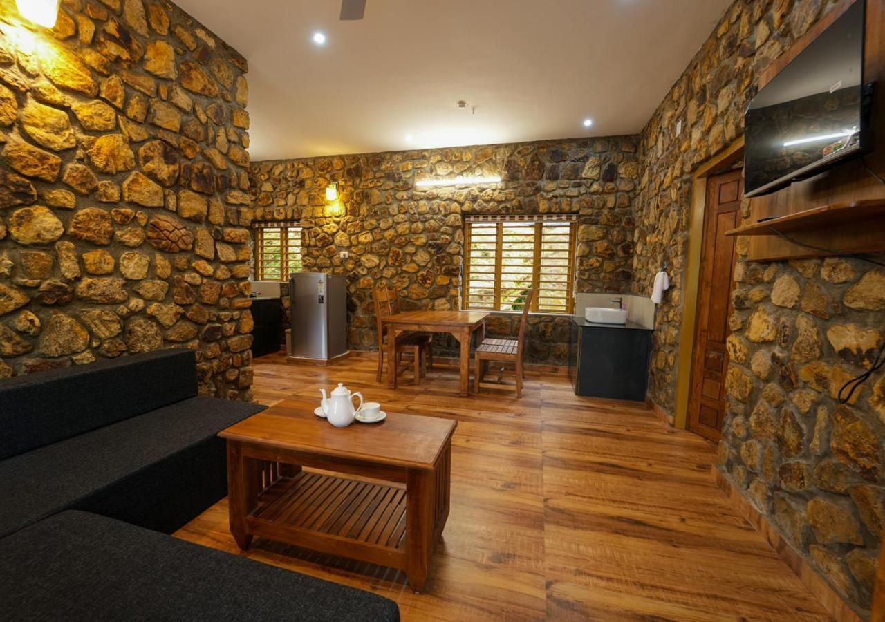 Tiyans Stone Castle Private Tea Villa Vagamon By Voye Homes Exterior foto